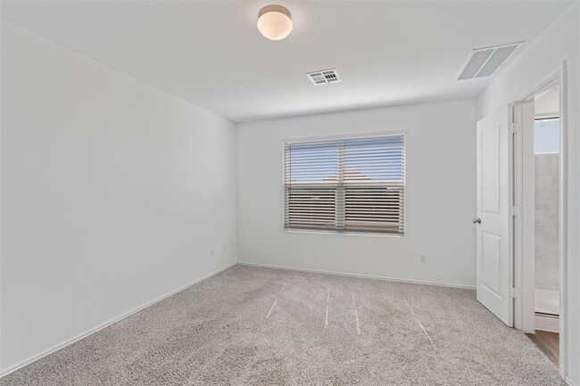 Building Photo - 108 Joe Kidd Ln