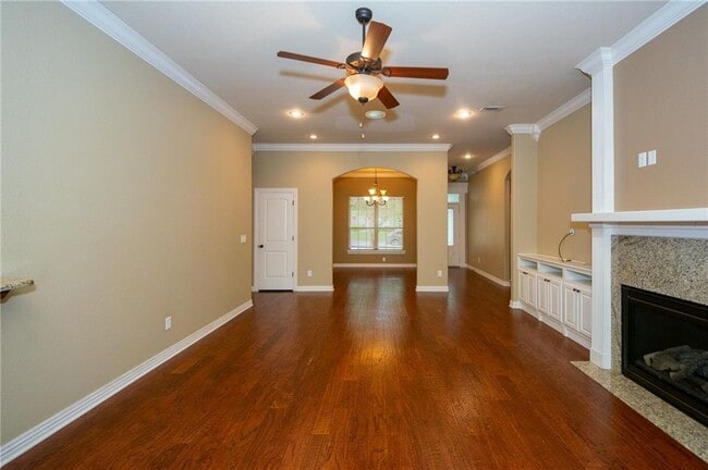 Building Photo - 3402 SW Crosswinds Blvd