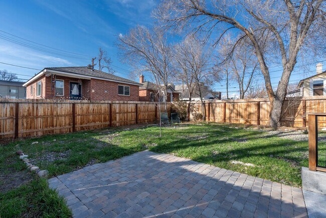 Building Photo - 345 Wheeler Ave