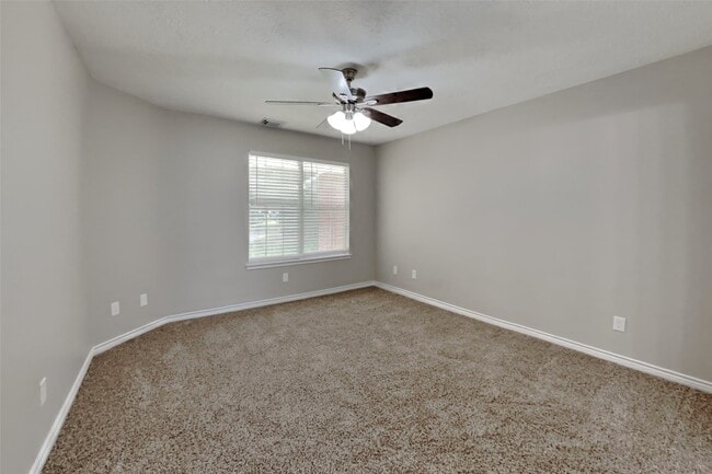 Building Photo - 33326 Cottonwood Bend