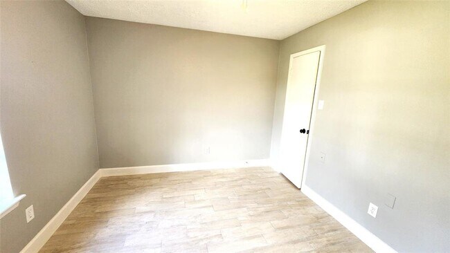 Building Photo - 16727 Carrack Turn Dr