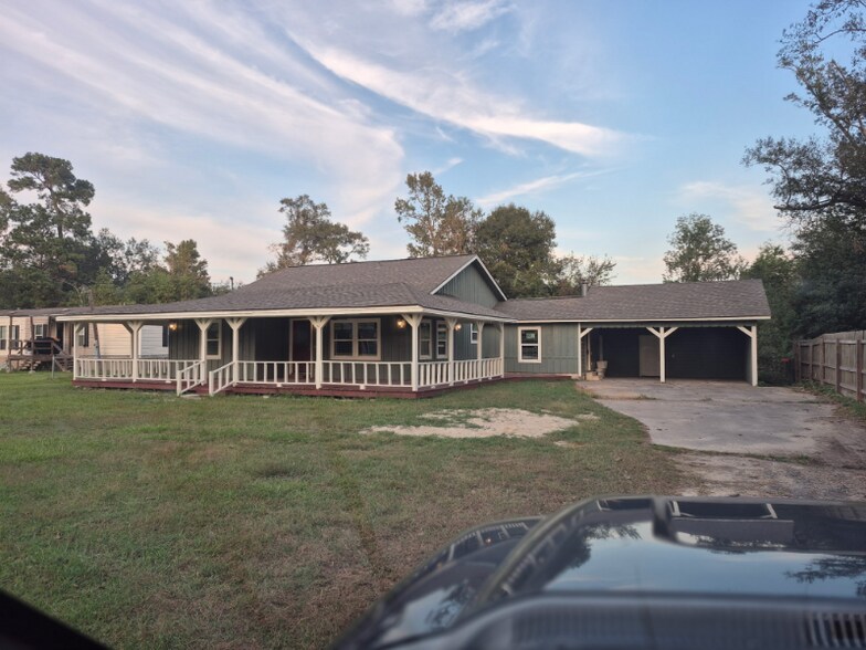 Primary Photo - 2948 Elm Rd