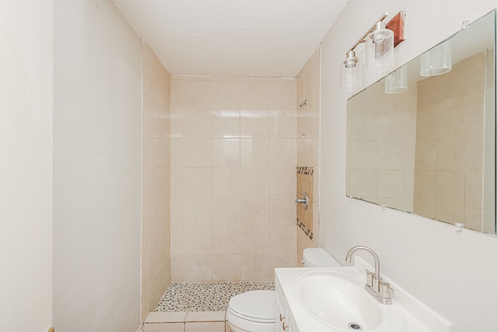 Building Photo - 5175 Cardiff St