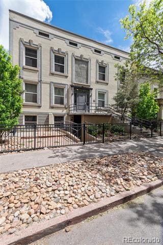 Building Photo - 1650 N Pearl St