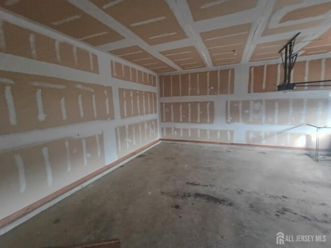 Building Photo - 43 Brent Dr