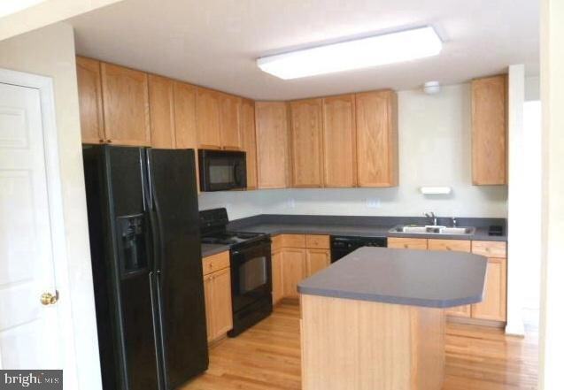 Building Photo - 73 Eldon Dr