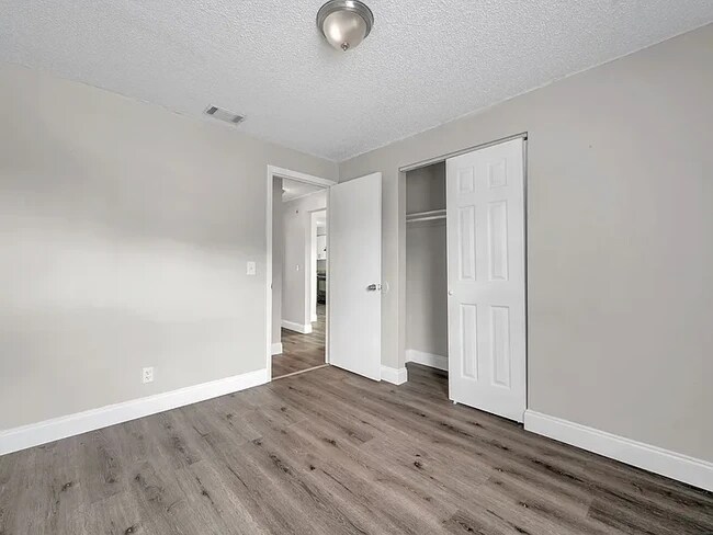 Building Photo - 7009 S Mascotte St