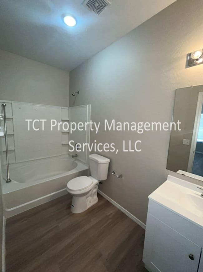 Building Photo - Newly updated 3 bed/2 bath in Sheely Farms
