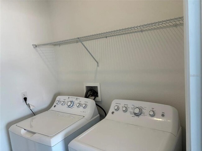 Building Photo - 1117 Saguaro St