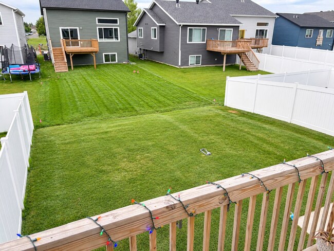 Building Photo - 1740 Tobi Ln