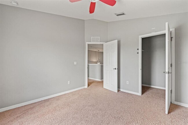Building Photo - 10909 Observatory Way