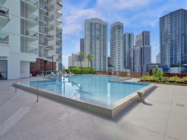 Building Photo - 350 S Miami Ave