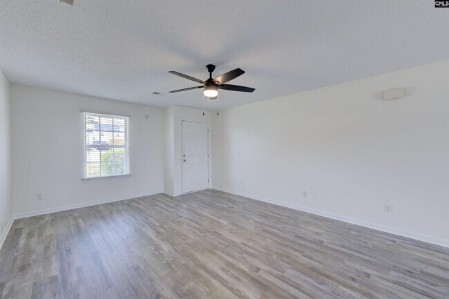 Building Photo - 312 E Waverly Pl Ct