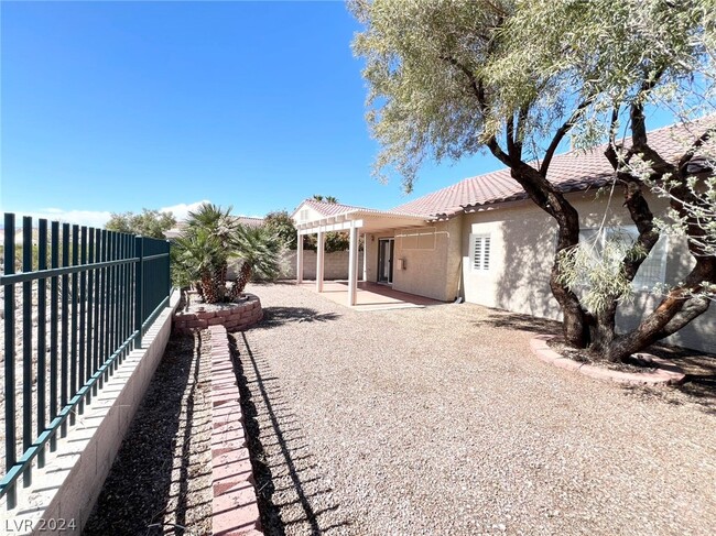 Building Photo - 2985 Panorama Ridge Dr