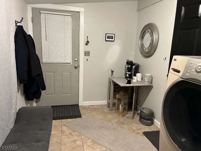 Building Photo - 81 Railroad Ave