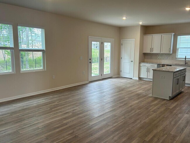 Building Photo - 552 Campbell Rdg Pl