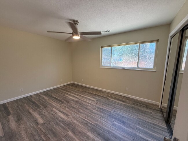Building Photo - Charming Home In Central Fairfield