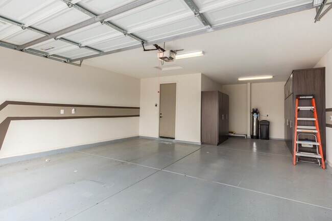 Building Photo - 27025 N 69th Ln