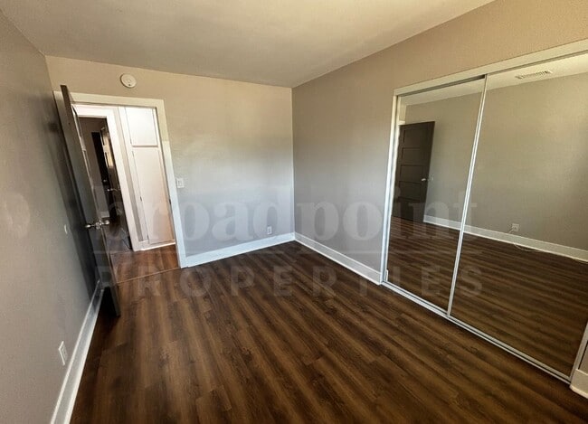 Building Photo - 5000 Macario Dr