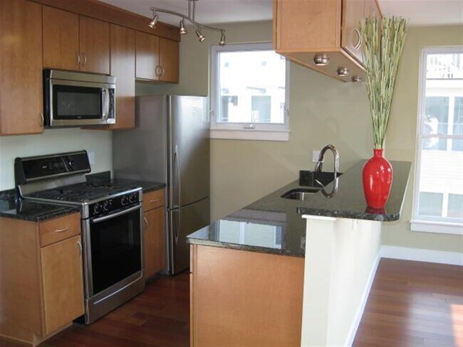 Primary Photo - 27 Wheeler St