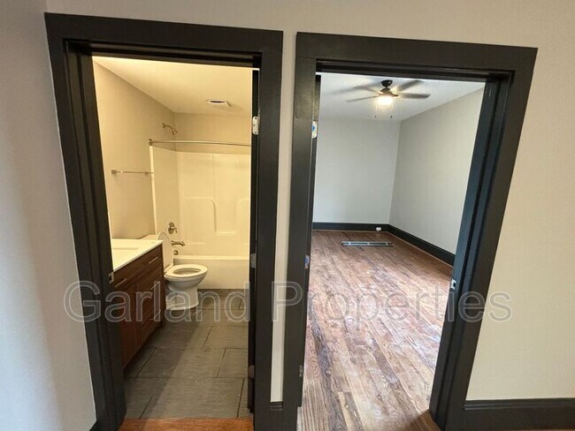 Building Photo - 73 W Main St