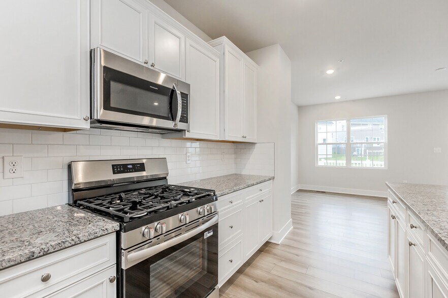 Building Photo - 2273 Marcy Dr