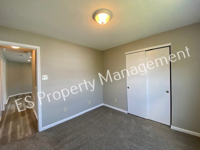 Building Photo - Welcome home to this stunning 4-bedroom, 2.5-bath home in Camby!