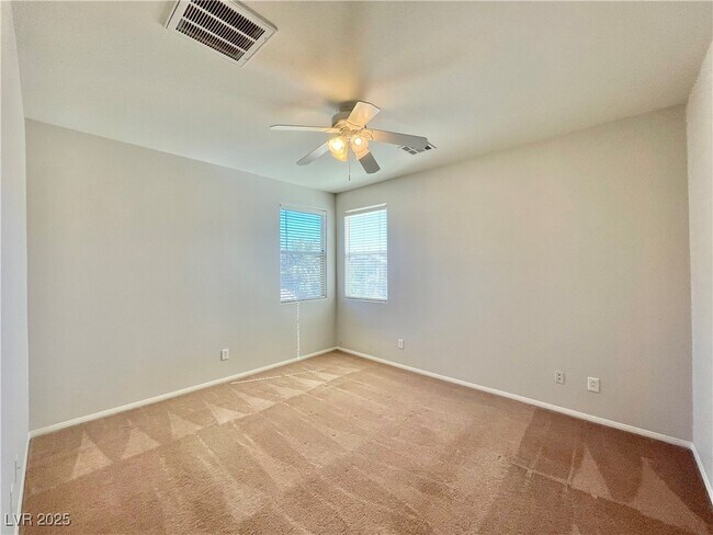Building Photo - 10073 Pelham Park Ave
