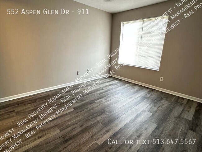 Building Photo - 552 Aspen Glen Dr