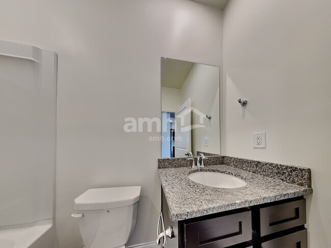 Building Photo - 909 Headland Wy