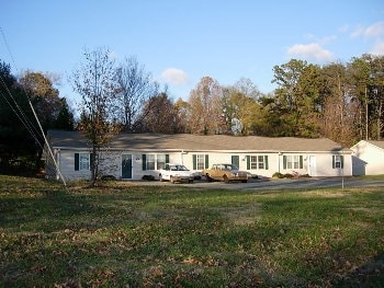 Building Photo - Tillman & Lakeside Apartments