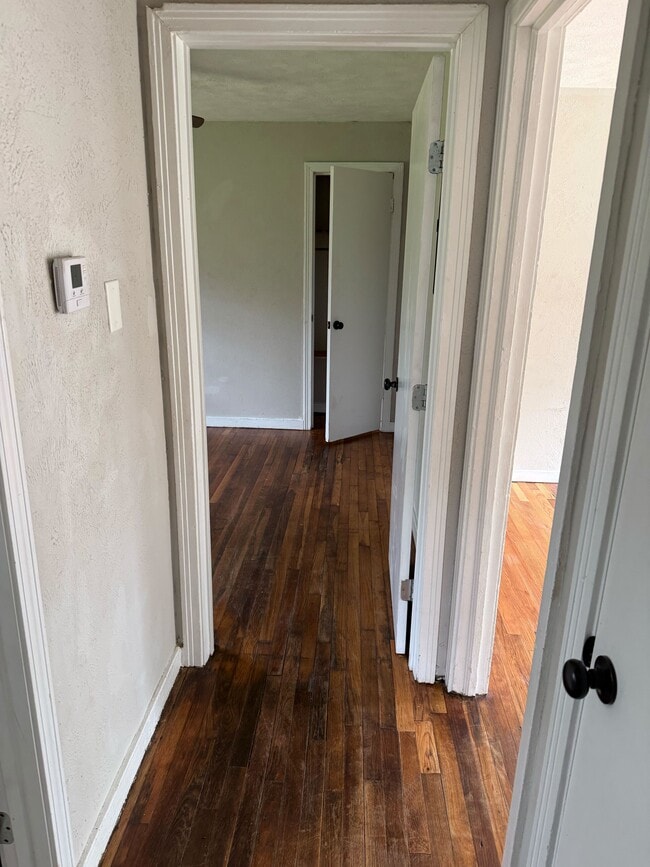 Building Photo - 4833 N State St