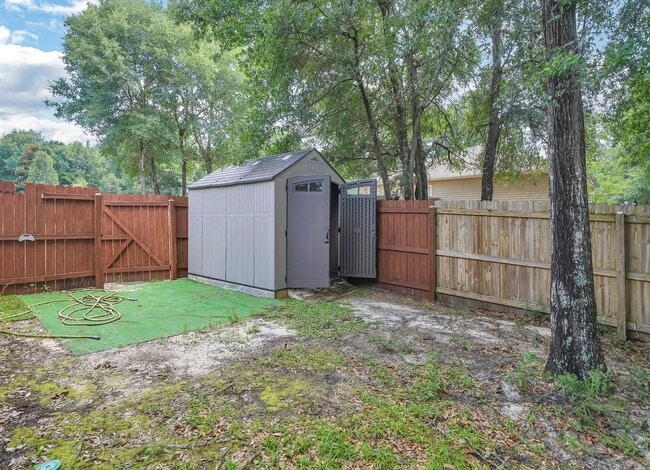 Building Photo - 109 Cabana Way