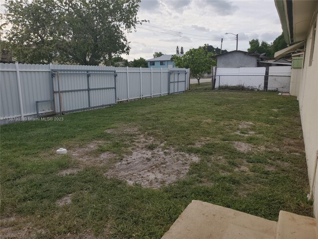 Building Photo - 7791 NW 39th St
