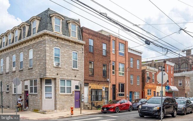 Building Photo - 1203 S 16th St