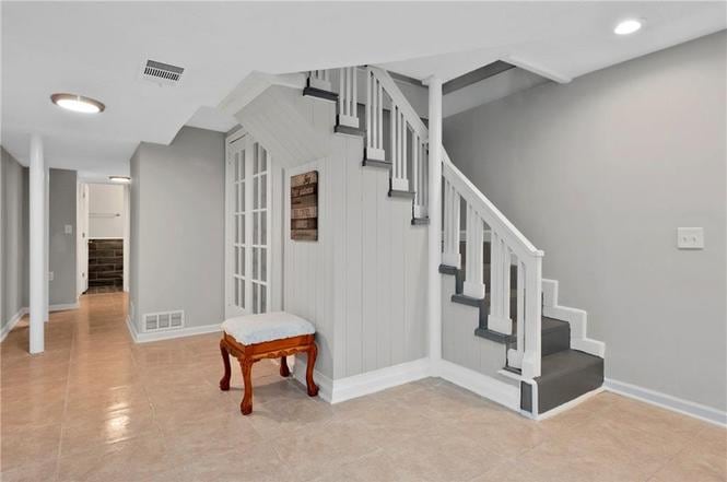 Building Photo - 2804 Dodson Dr