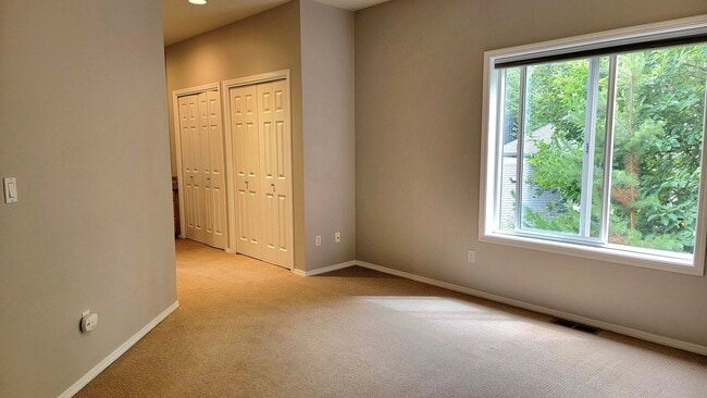 Building Photo - Beautiful Contemporary 3 bed/2ba home in M...