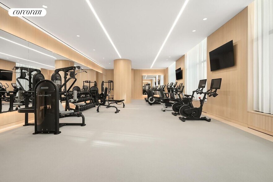 Building Photo - 430 E 58th St