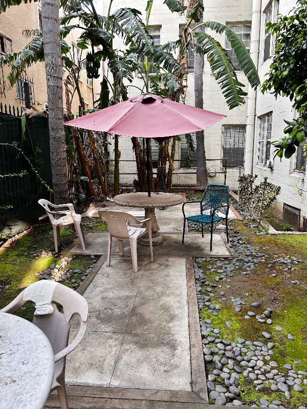 Building Photo - 1523 N McCadden Pl