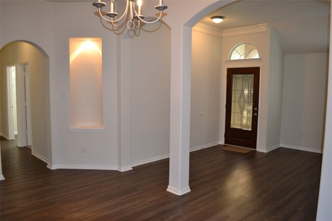 Building Photo - 1909 Highland Point Ct