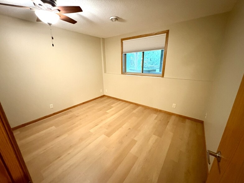 Building Photo - 1710 Menomonie St