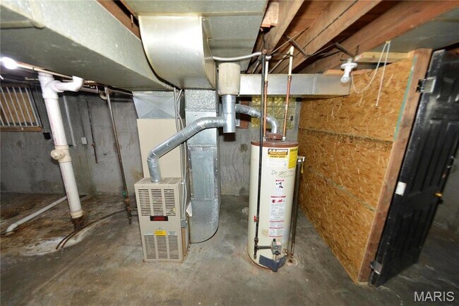 Building Photo - 6127 Shillington Dr