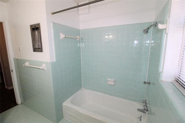 Building Photo - 10905 Marchant Cir