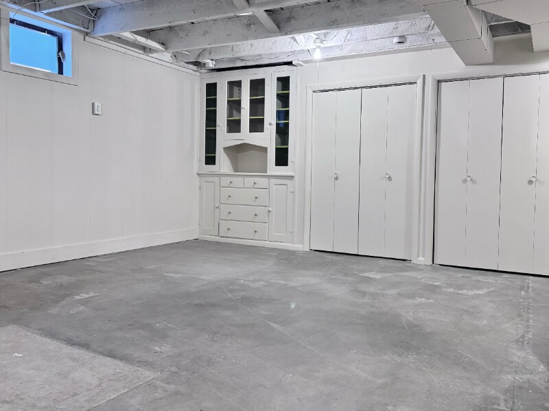 Building Photo - 7 E Curtiss St