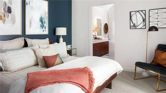 Building Photo - 2976 Blackburn St