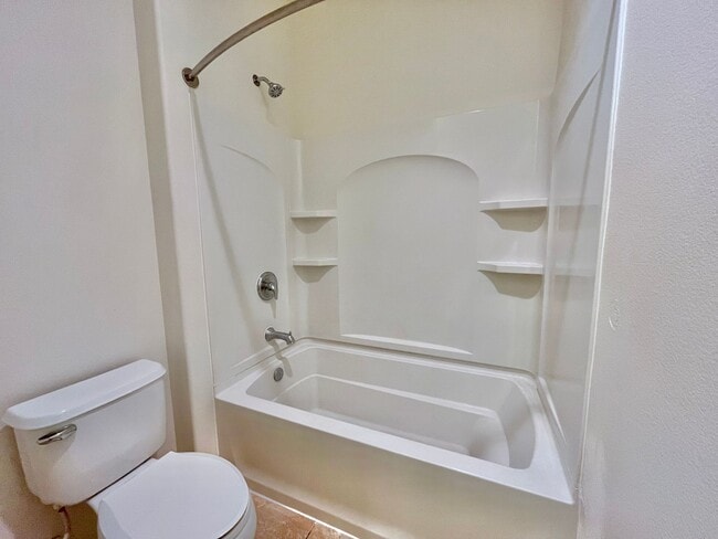 Building Photo - Charming 3-Bedroom/2.5-Bath - $3500.00 (He...