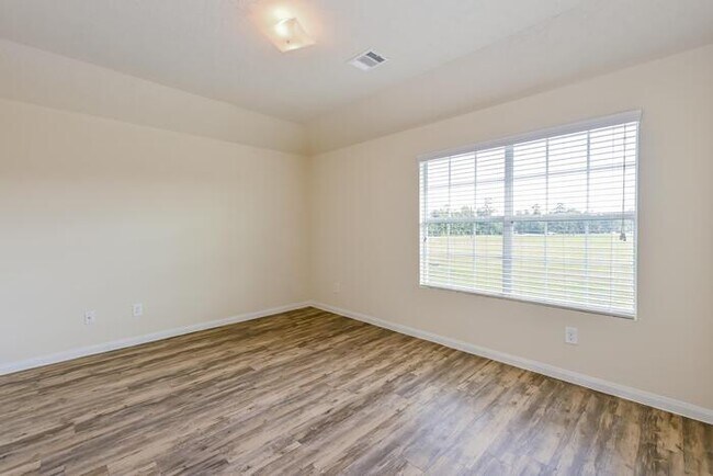 Building Photo - Loma Bella - 2706 Majestic Dr, San Antonio...