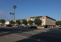 Building Photo - 7025 Woodman Ave