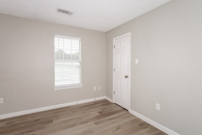 Building Photo - 12923 Fox Ridge Ln