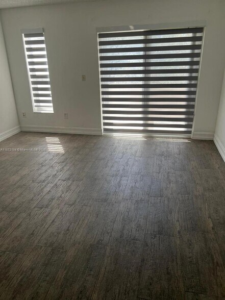 Building Photo - 50 Antilla Ave